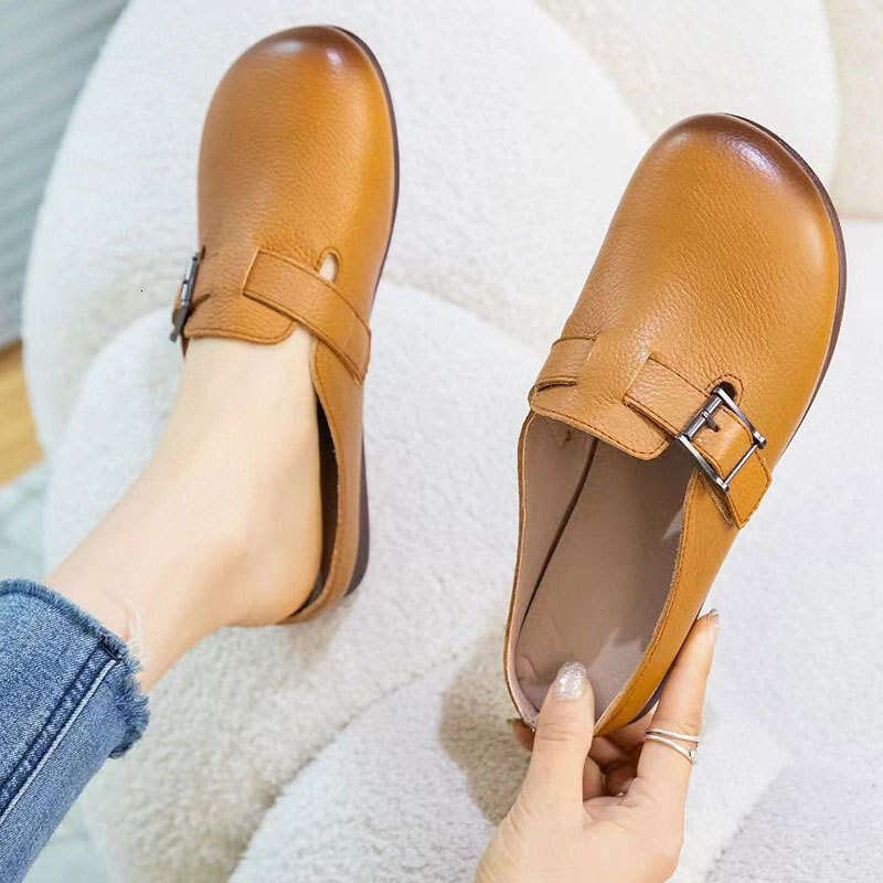 Cowhide Closed-Toe Soft Sole Half Slippers Women 2025 Summer New Versatile Genuine Leather Flat Sandals for Outdoor Wear