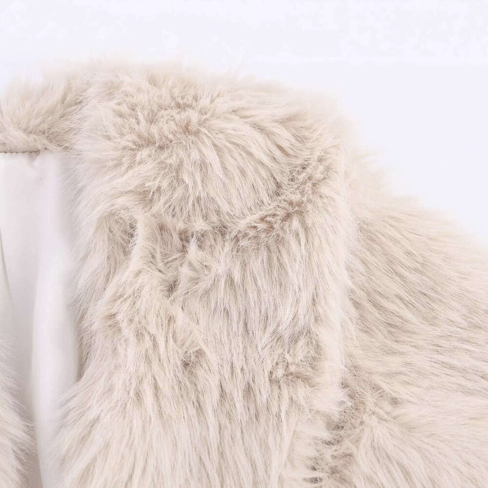 New women's clothing European and American style French suit collar, fashionable temperament, faux leather grass long coat