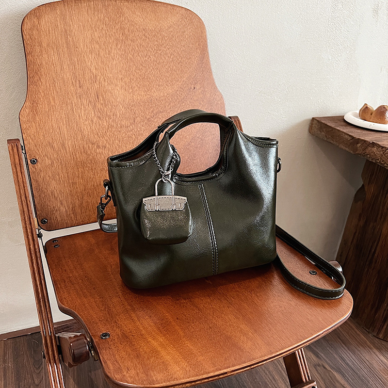 2025 Autumn Retro Women's Handbag Fashion Retro Underarm Cross Shoulder Bag Leather Handbag Women's Cross Shoulder Bag Designer Bag Women�