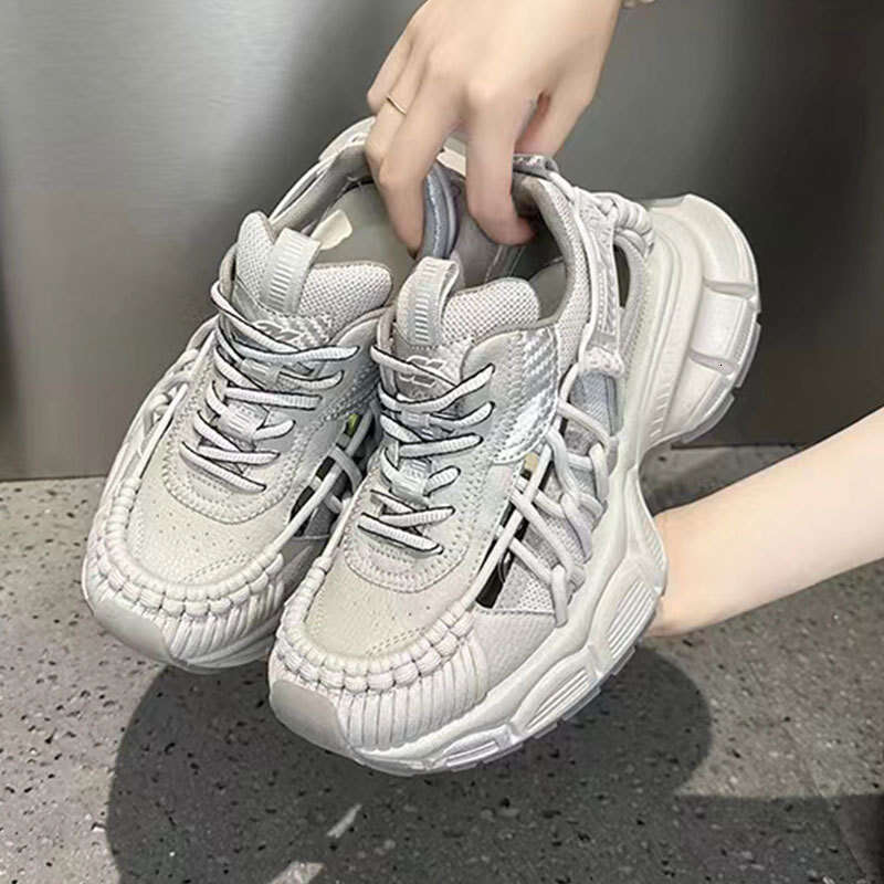 2025 Summer New Thick-Soled Hollow Mesh Breathable Dad for Women Running Couple Casual Sports Shoes