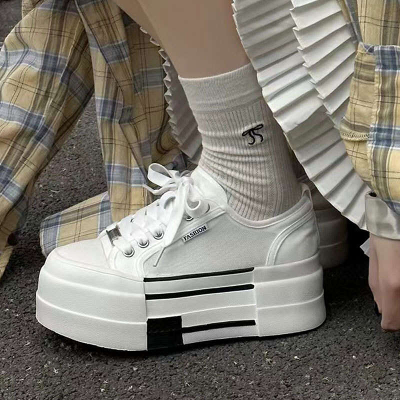 White Sneakers Women 2025 Summer New Mesh Fashion Versatile Thick Sole for Petite Height Increase Platform Casual Shoes
