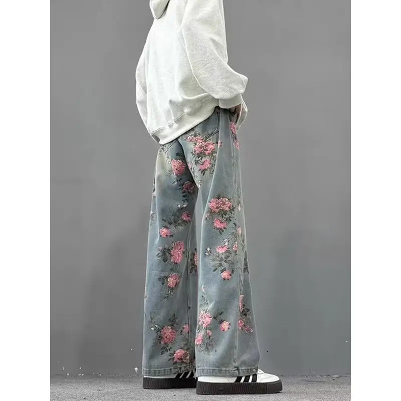 DM Strt hiphop men and women straight leg personzed rose blossom jeans American couple loose retro casual pants y2k Z260313