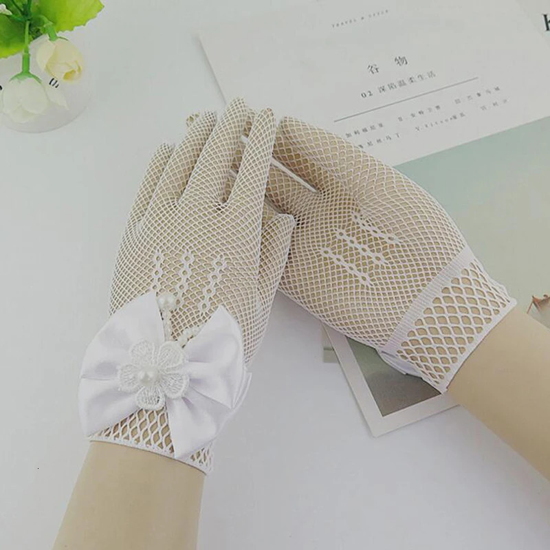 Mesh Bow White Gloves Dress Flower Girl Cute Simple Wedding Communion Party Princess Children Thin Short Elegant Mittens 250811