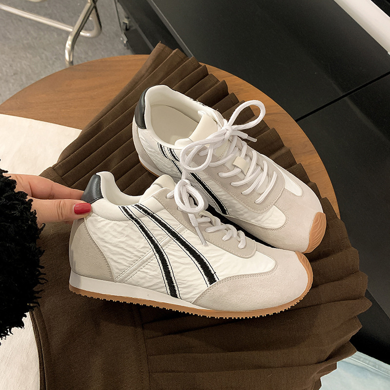 hot Free delivery designer Women board shoes Comfortable casual shoes flat soled single shoes breathable board shoes