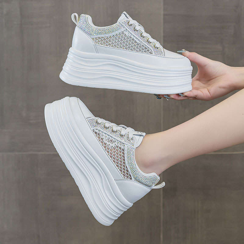 Gypsophila Sparkling Diamond Small Size 8.5cm Thick Sole Height Increasing 2025 Spring Summer New Lightweight Platform Mesh Women's Shoes