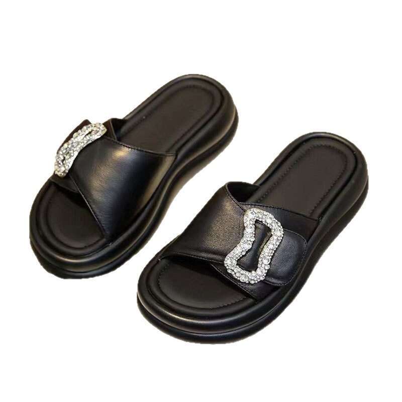 2025 Summer New Sheepskin Slippers for Women Fashionable Versatile Outdoor Thick Sole Rhinestone Buckle Casual One-Strap Sandals