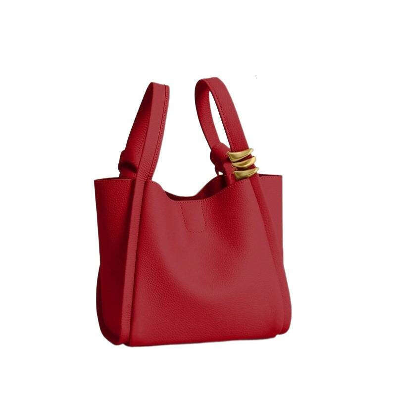 Red Handheld Bride Wedding Bucket for Women 2025 New Commuter Shoulder Crossbody Bag High-end Niche