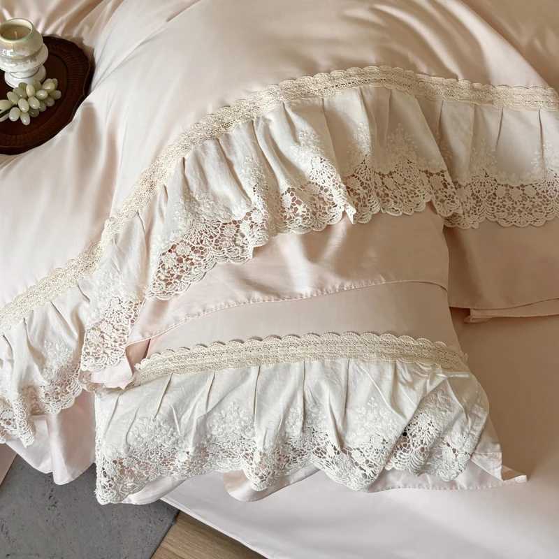 600TC Egyptian Cotton Romantic Lace Ruffles Princess Bedding Set Queen King Size Duvet Cover Flat/Fitted Sheet cases 4Pcs Y250819