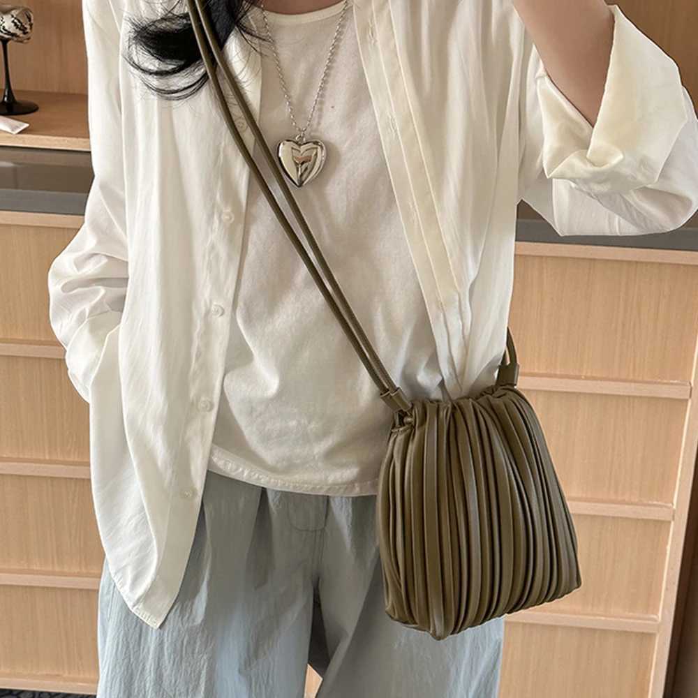 Summer Fashion New Crossbody Bag Womens PU Single Shoulder Mini Bag Versatile Pleated Casual Small Square Bag Ruched NEW Y250819