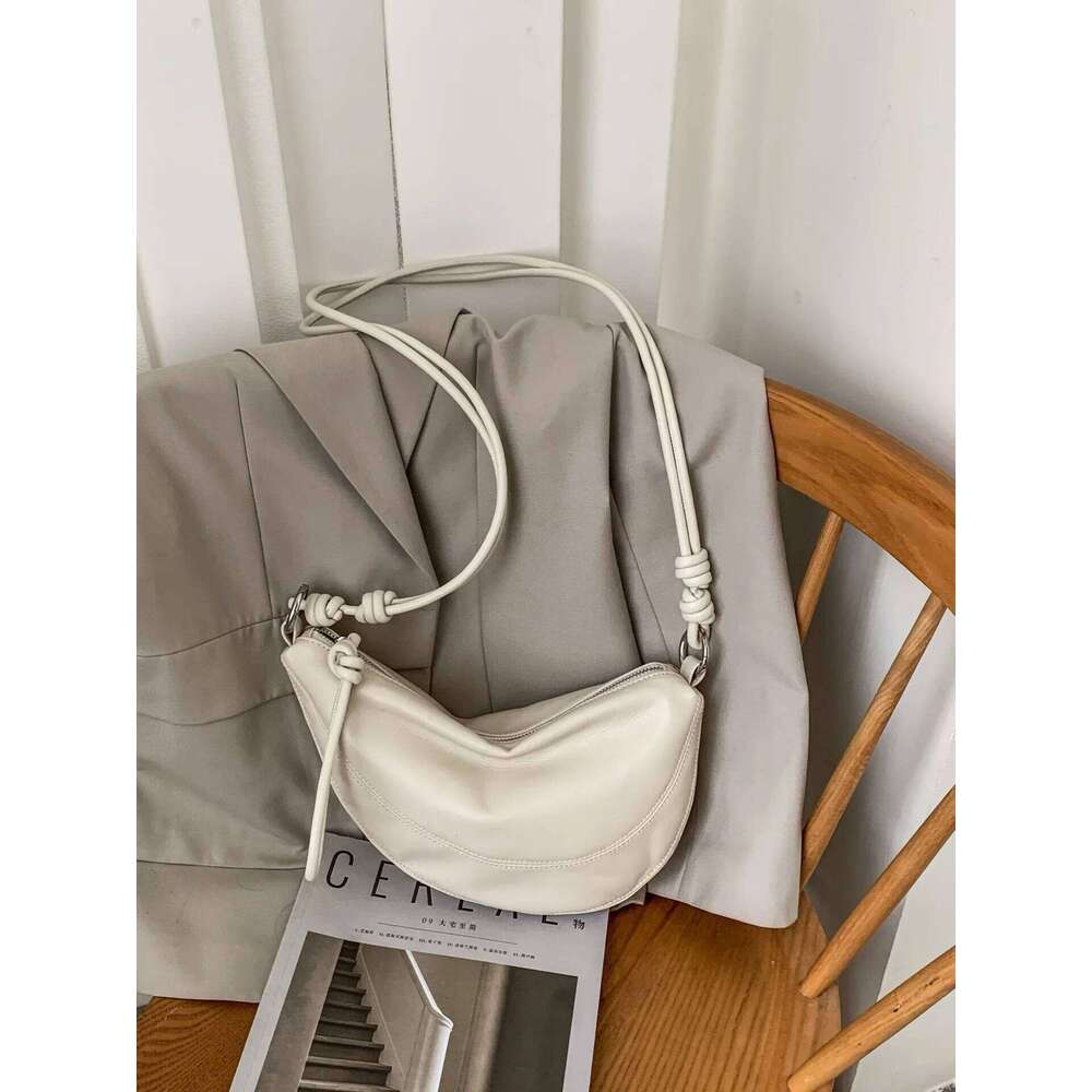 Designer Bags Niche Style Half-Moon Shape Flap Saddle Small First Layer Cow Leather Women Shoulder High-End Daily-Use Crossbody Bag Luxury Bag