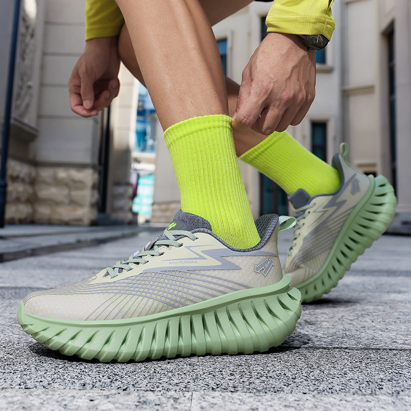 new free shipping designer Running Shoes outdoor trainer couple shoes Blade bottom shock absorption rebound lightweight sport shoes for woman and men