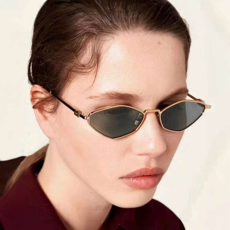 Fashion Diamond UV400 Simple Designer Beach Sunshade Glasses Celebrity Style Sunglasses