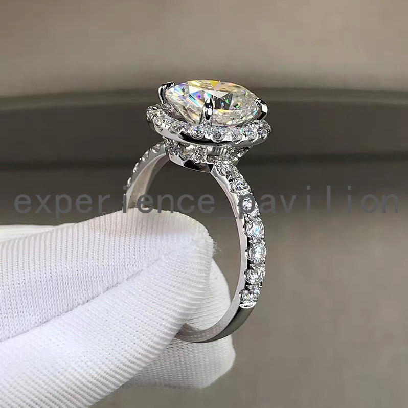 High Quality 18K Gold 4ct With Excellent Oval Cut Moissanite Diamond Ring Woman Ring for Engagement/Wedding