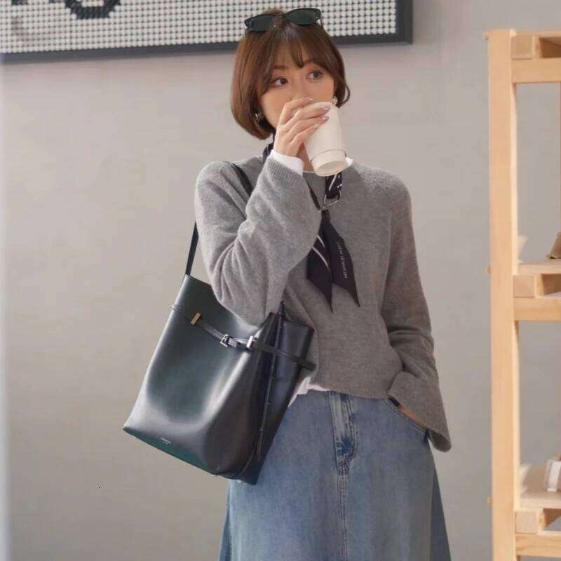 Designer Luxury VERAFIED Bucket Small Leather Shoulder Underarm Simple Retro Large Capacity Tote Bag