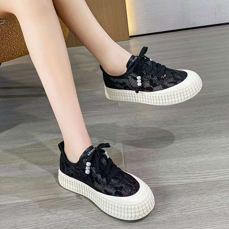 2025 Summer New Breathable Fisherman Shoes for Women, Ins Style, Height Increasing, Soft Sole, Lace, Sports Casual, Beaded Hollow Sneakers