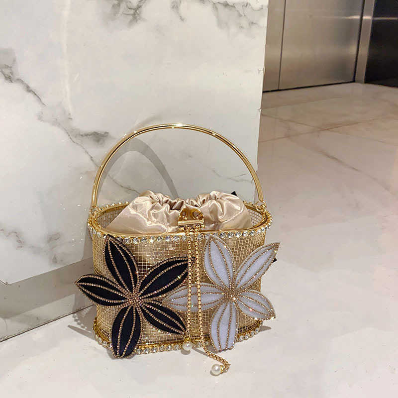 Metal Heavy Craft Cute Hollow Flower Chain Banquet Basket Birdcage Water Bucket Handheld Crossbody Bag
