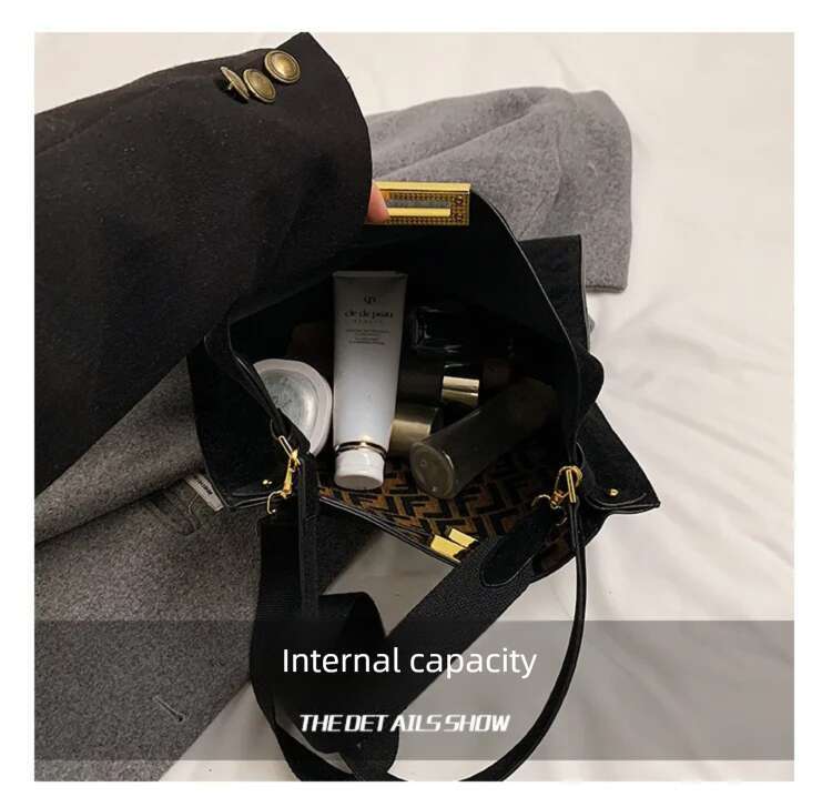 Designer Lock PU Leather and Faux Suede Patchwork Women's Handbag Retro Crossbody Bag Bucket Tote 2025 Winter New TrendyLuxury bagtote bag