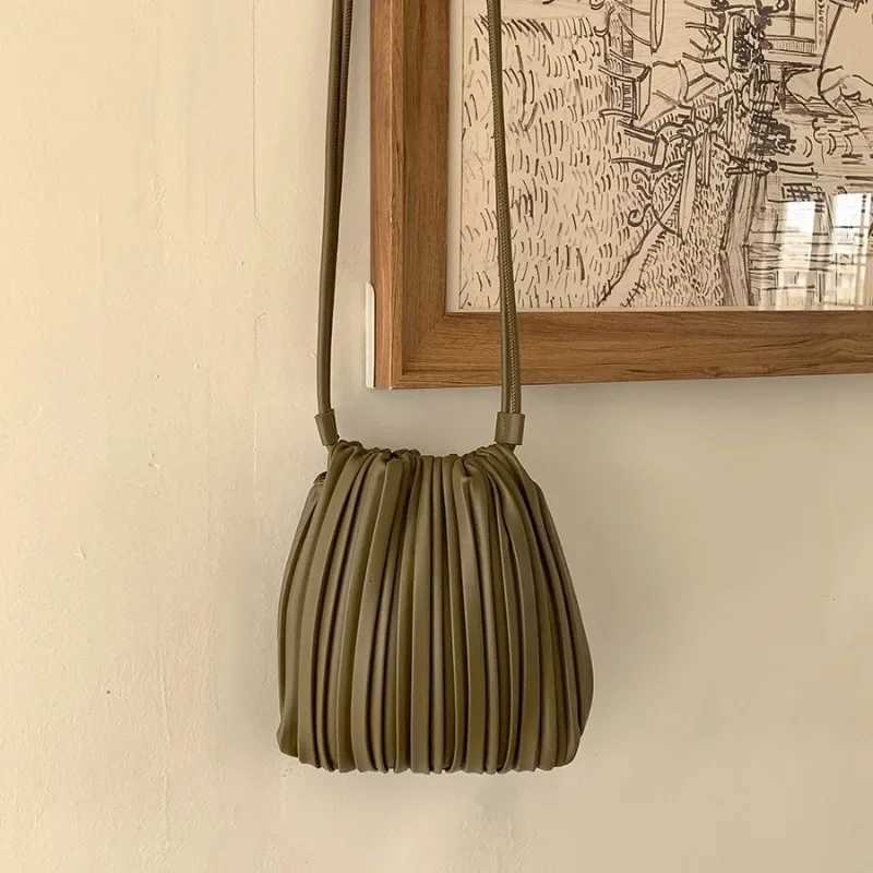 Summer New Arrive Fashion Crossbody Bags Womens PU Single Mini Shoulder bag Versatile Pleated Casual Small Square Bag Y250819