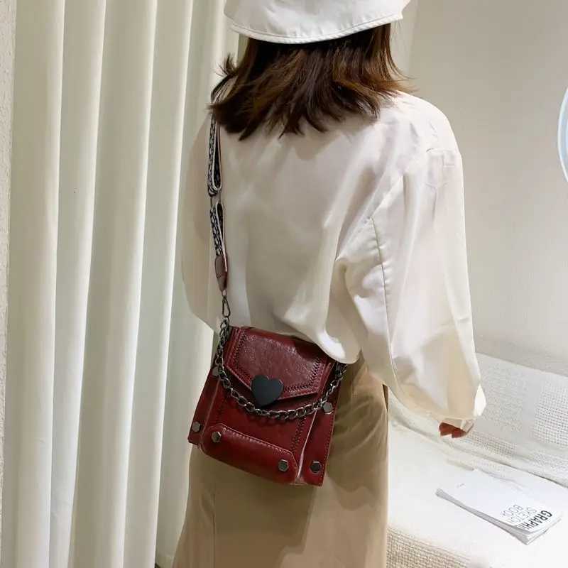 Spring Autumn New Small Bag Womens New Style Korean Texture Shoulder Bag Fashion Broadband Crossbody Bag Y250819