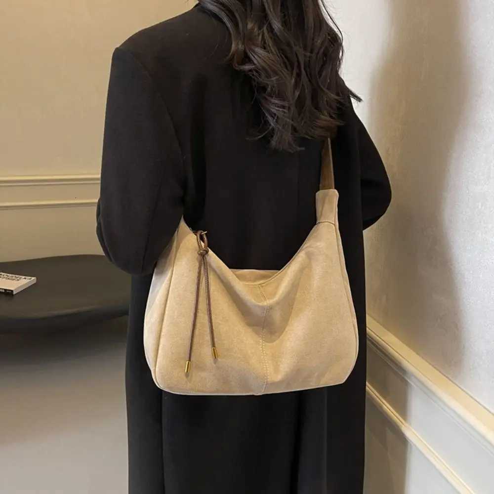 Brown Suede Velvet Shoulder Bag Large Capacity Solid Color Vintage PU Crossbody Bag Korean Style Handbag Female Tote Bag Outdoor Y250819