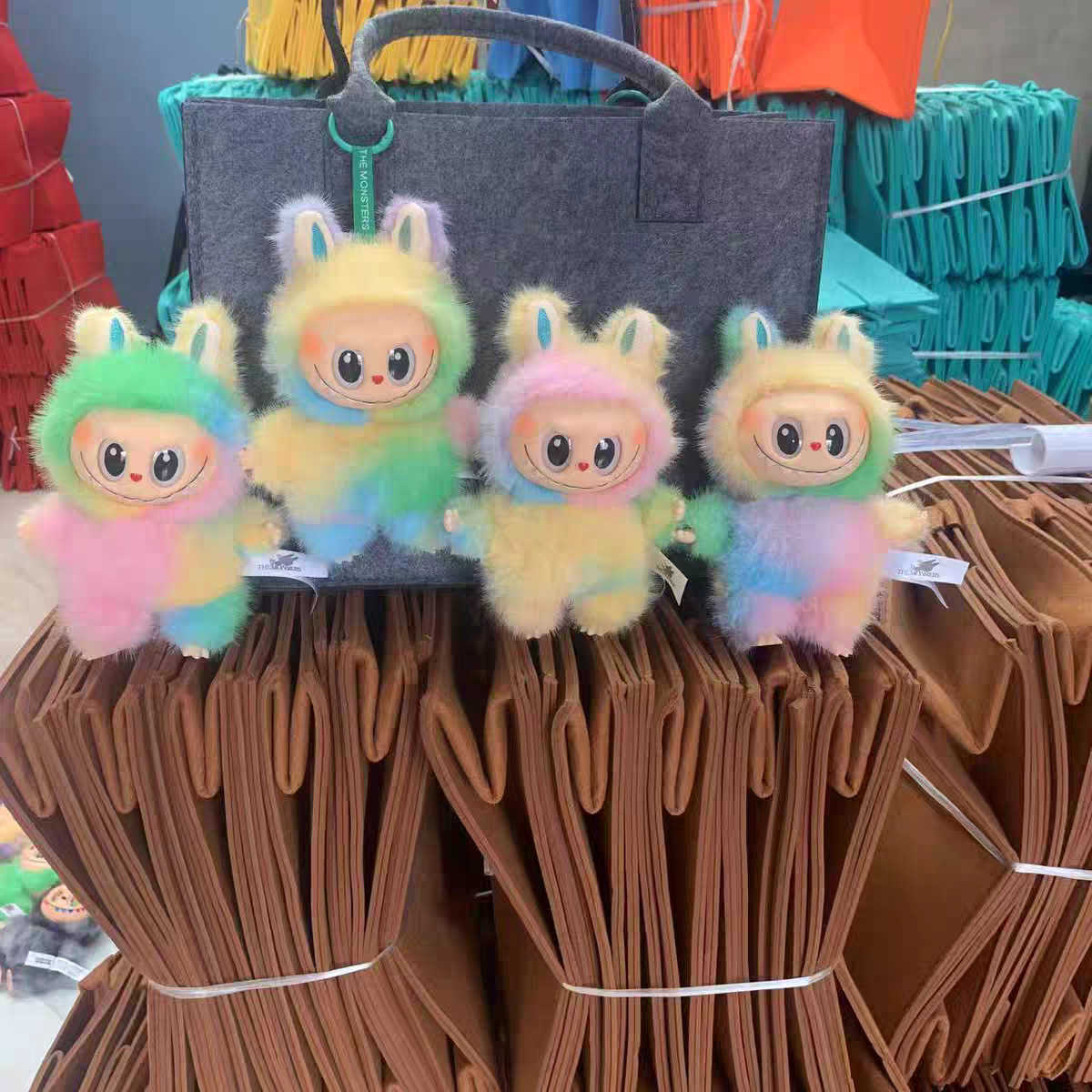 Labu Fourth Generation Colorful Plush Doll Quick Release Blind Box Vinyl Face Trendy Toy Figurine Gift Bag Pendant L250820