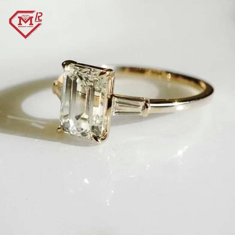 Custom Moissanite Engagement Rings Three Stone 10K Yellow Gold Emerald Cut Vvs Iced Out Moissanite Ring
