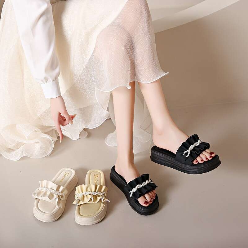 2023 New Casual Pearl Sandals for Women Summer Outdoor Fresh Pleated Thick Sole Open-Toe Beach Slippers