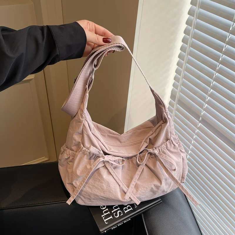 Solid Color Ruched Design Ladies Nylon Cloth Shoulder Bags Large Capacity Female Crossbody Bag Sweet Bow Strap Womens Handbags Y250819