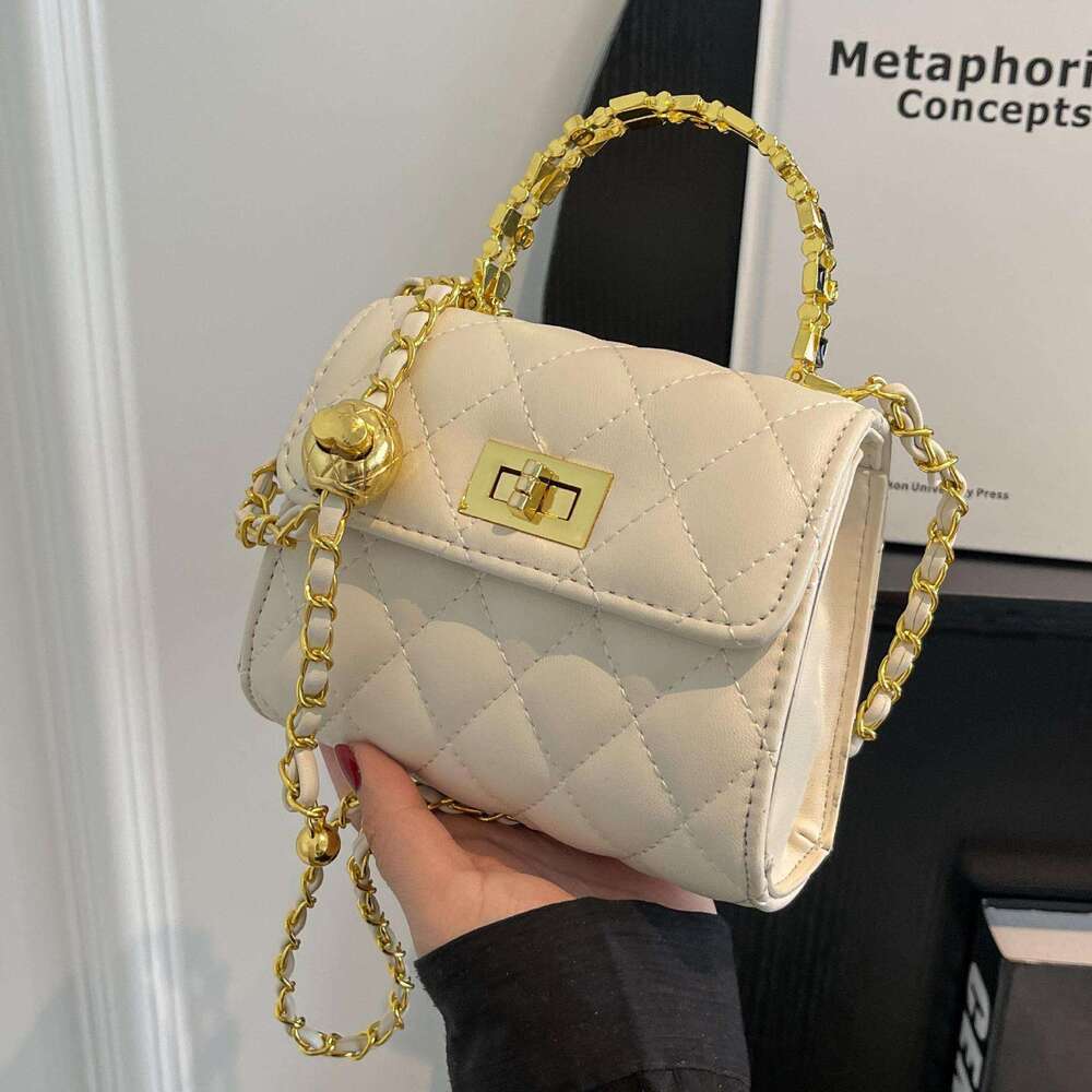 Embroidery Quilted 2025 Bags Spring Summer Designer New Women's Trendy Chain Crossbody Handheld Small Square Bag
