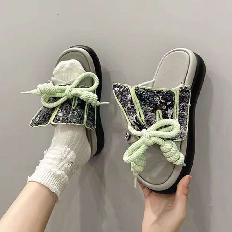 2025 Summer New Lace-Up Color Block Open-Toe Versatile Bread Sandals Fashion Niche Design