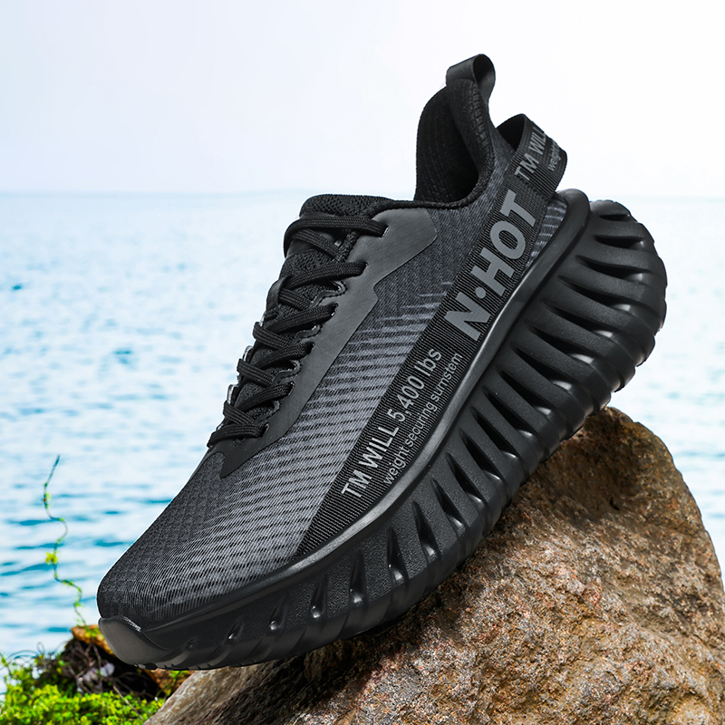 new free shipping designer Shoes outdoor trainer Running shoes Blade bottom shock absorption lightweight sport shoes for men and woman black green