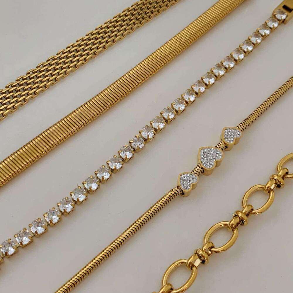 Stackable Combination Stainless Steel Exquisite Designer Dia-Encrusted Wide Strap Mesh Chain Heart Bracelet Set