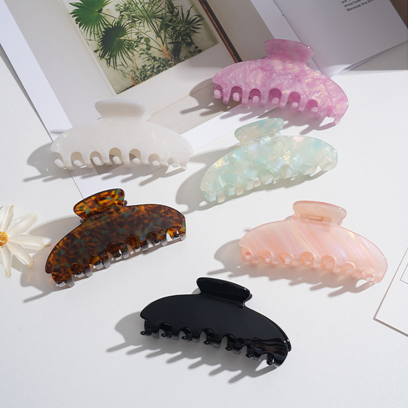 Korean-style hairpin women's acrylic hairpin for gripping the back of the head. Ladies' ponytail hairpin with shark clip.