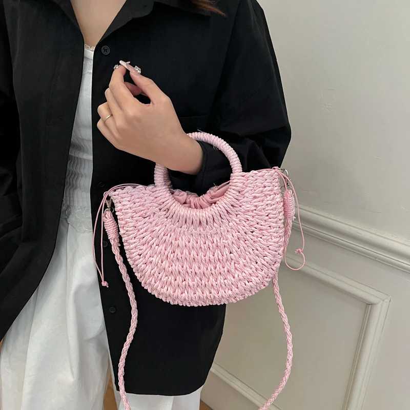 Handwoven Straw Rattan Half-Moon Beach Handbag Large Capacity Women Summer Hollow Out Crossbody Shoulder Bag Y250819