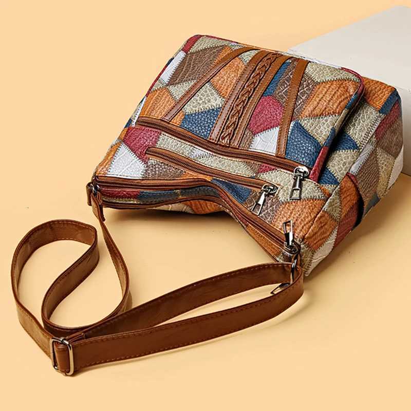 Large Capacity Commuting Shoulder Bag Versatile Ladies Handbags Vintage Colorful Plaid Womens Crossbody Bags For Daily Used Y250819