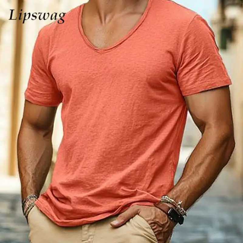 Vintage Mens V Neck T Shirts Summer Outdoor Casual Breathable Slim Short Sleeve Tees For Mens Daily Leisure Solid Color T-shirt Y250819