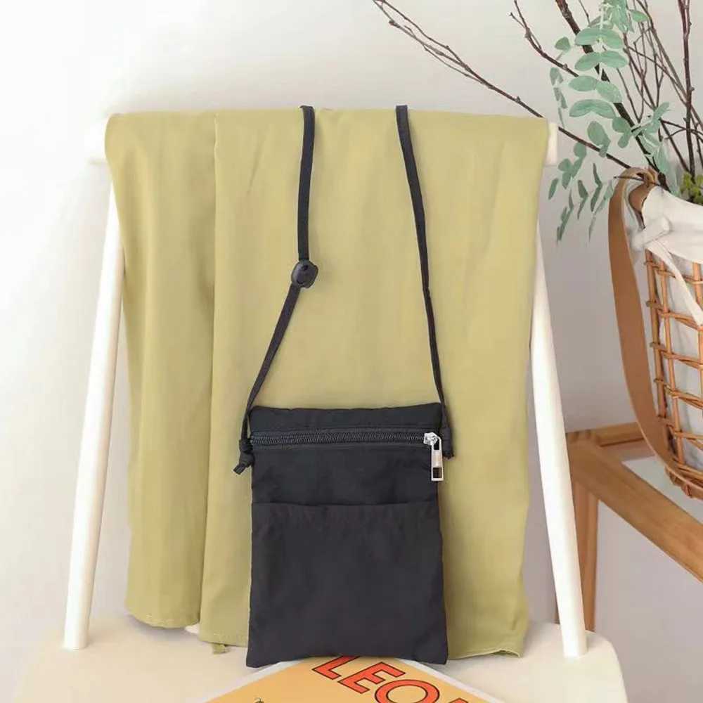 New Nylon Fabric Cell Phone Bag Lightweight Solid Color Shoulder Bag Thin Strap Crossbody Bag Women Y250819