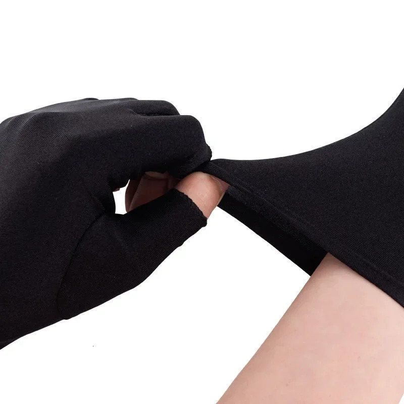 Beige Black Summer Half Fingers Gloves Breathable Thin SemiFinger Driving Glove Sunscreen Fingerless Elasticity 250811