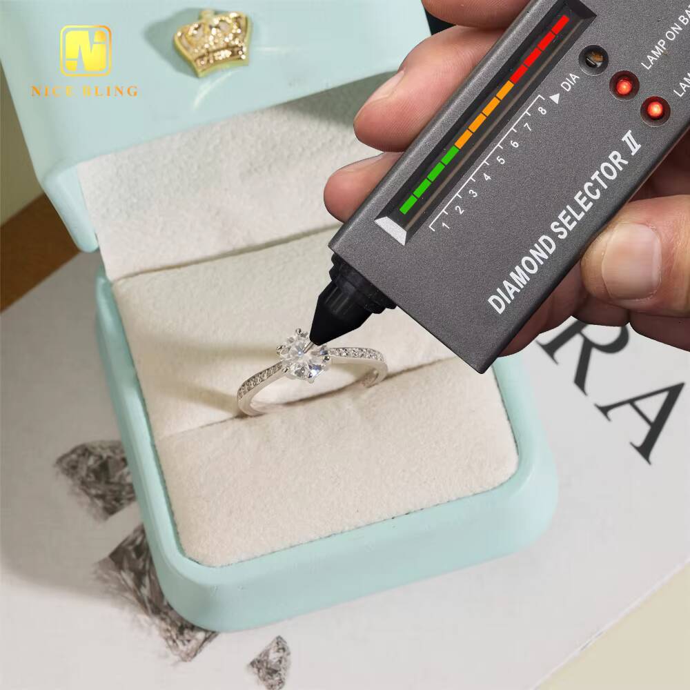 Fashion Classical Round Shaped Eternity Trendy Moissanite Wedding Ring 6 Claws Round Brilliant Cut Moissanite Engagement Ring