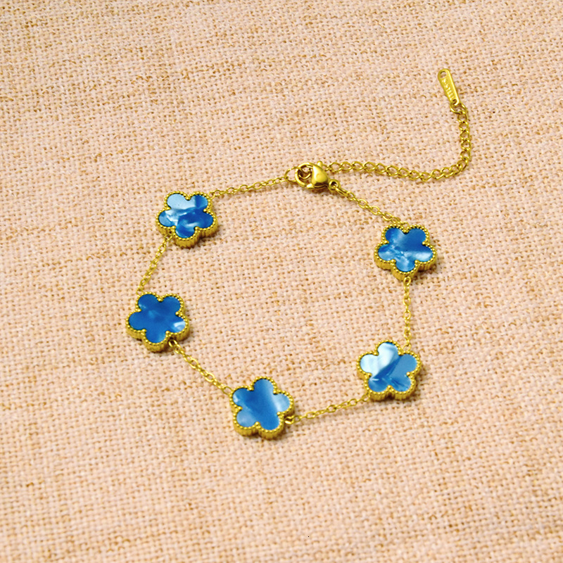 Titanium Lucky Five-Leaf Clover Gradient Bracelet Light High-End Feel Women's Stainless Steel Jewelry