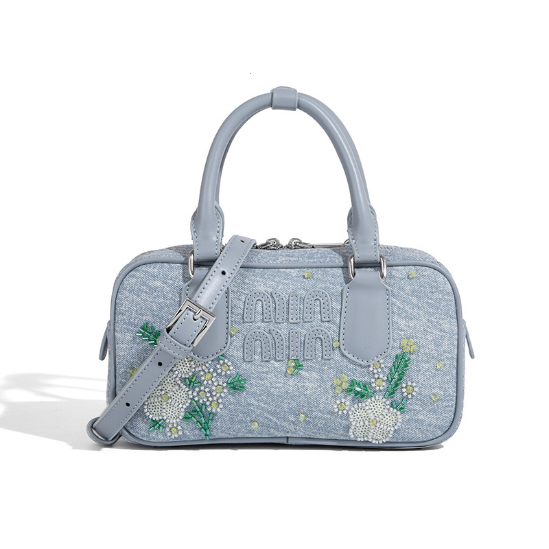 Free Shipping Designer Luxury Embroidered Denim Tote Bag New Women's Handbag Fashionable And High-end Single Shoulder Crossbody Bag Casual Bag