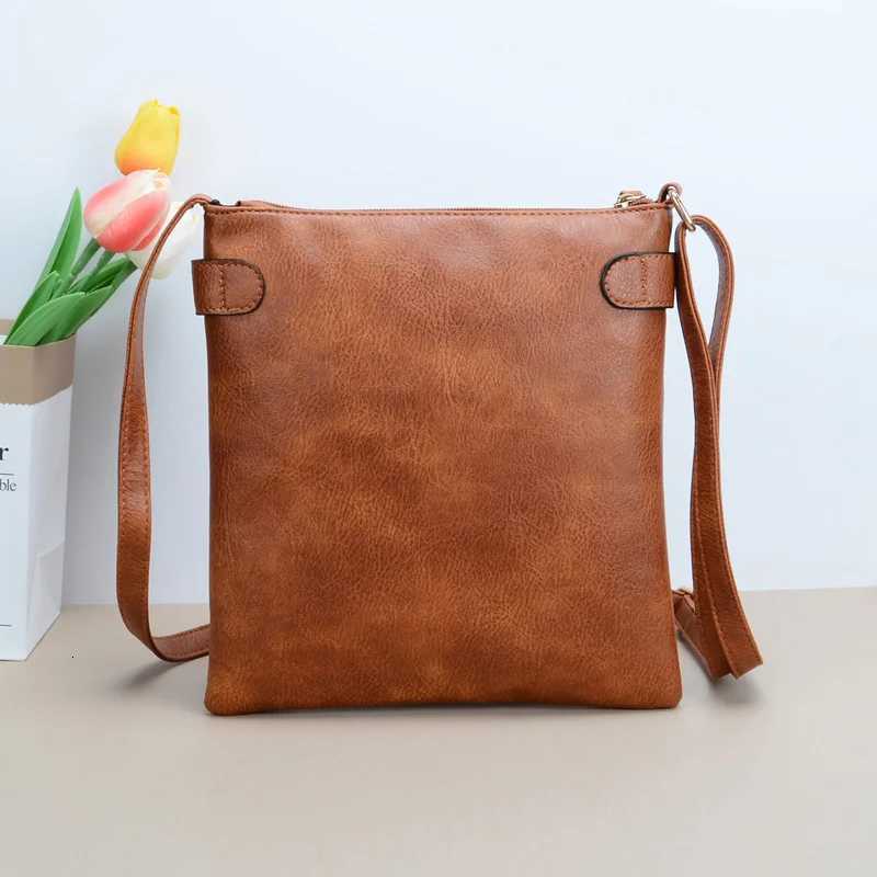 Vintage Solid Faux Leather Crossbody Bags For Women Square Flap Shoulder Bag Metal Decor Ladies Handbags Festival Gift Y250819
