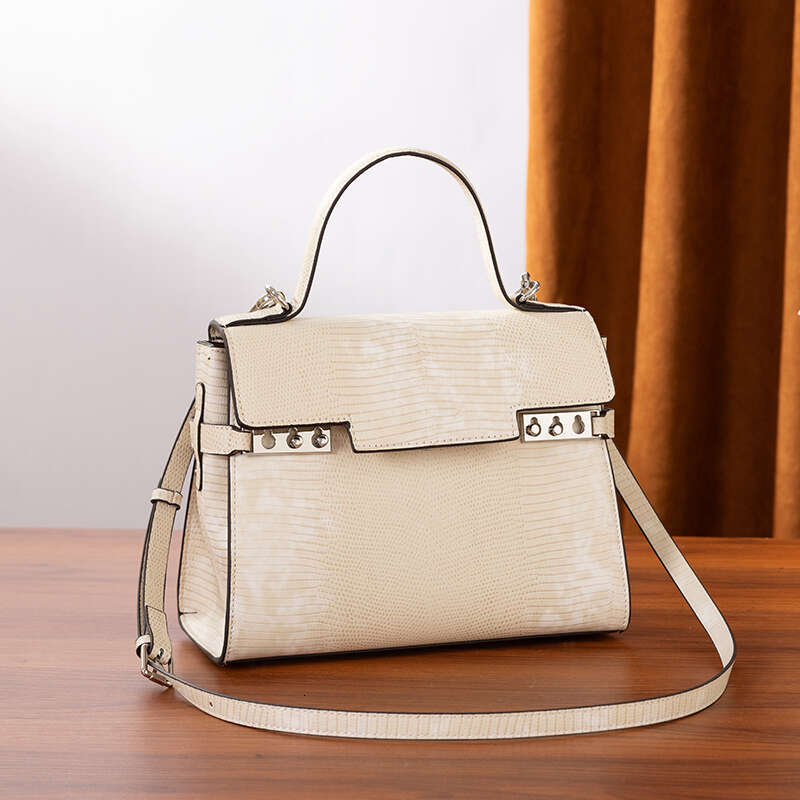 MKF Fashion Designer Bag Luxury Bag Hobo Shoulder Bag New Womens Bag Versatile Shoulder Crossbody Monogram Shoulder Bag Texture Underarm Handbag