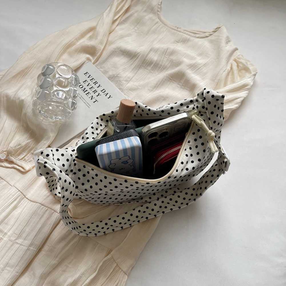 Crossbody Bag for Women Half Moon Shape Shoulder Bag Canvas Adjustable Strap Hobo Bag Small Sling Bag for Travel Shopping Y250819