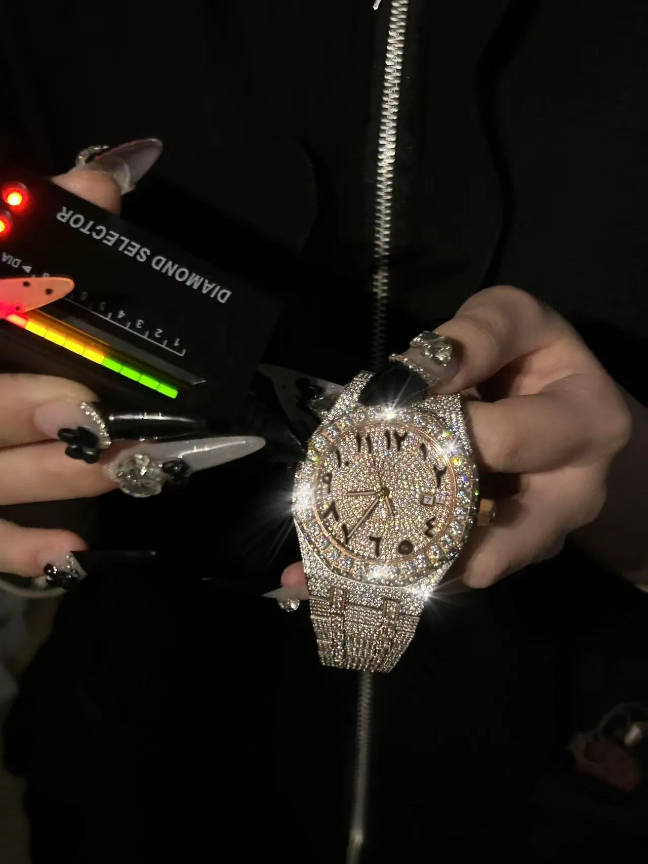 Top-level luxurious quality Mens Womens Honeycomb Inlay VVS Moissanite Hip Hop Ice Crystal Mechanical Watches Fast delivery