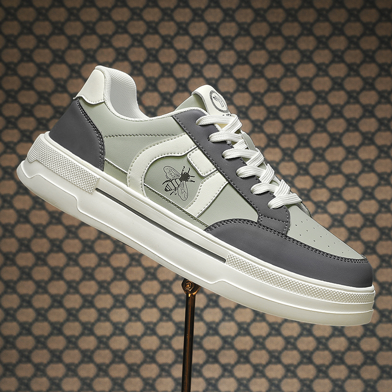 Men's summer trend sneaker shoes 2025 new soft sole breathable sports shoes men's personality versatile soft leather casual