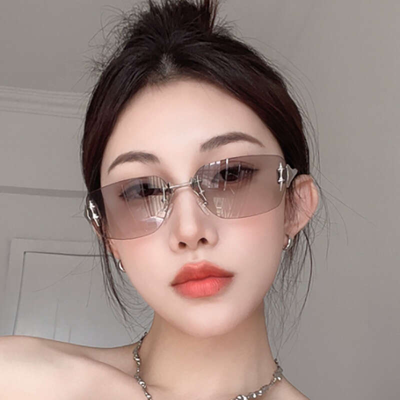 Designer New Style Hot Girl Rimless Edge Fashion UV400 High-end Y2K Sunglasses Personality Demon Element Glasses