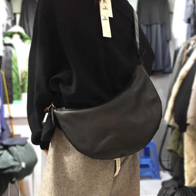 New Women Shoulder Bag Genuine Leather Crossbody Shoulder Messenger Bags Ladies Handbag Half Moon Satchel Bolsa Feminina Y250819