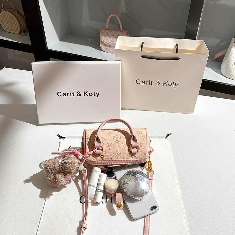 Free Shipping Designer Luxury Pink Embossed Women's Boston Bag New High-end Handbag Pillow Bag Fashion Shoulder Crossbody Bag Leisure Makeup Bag