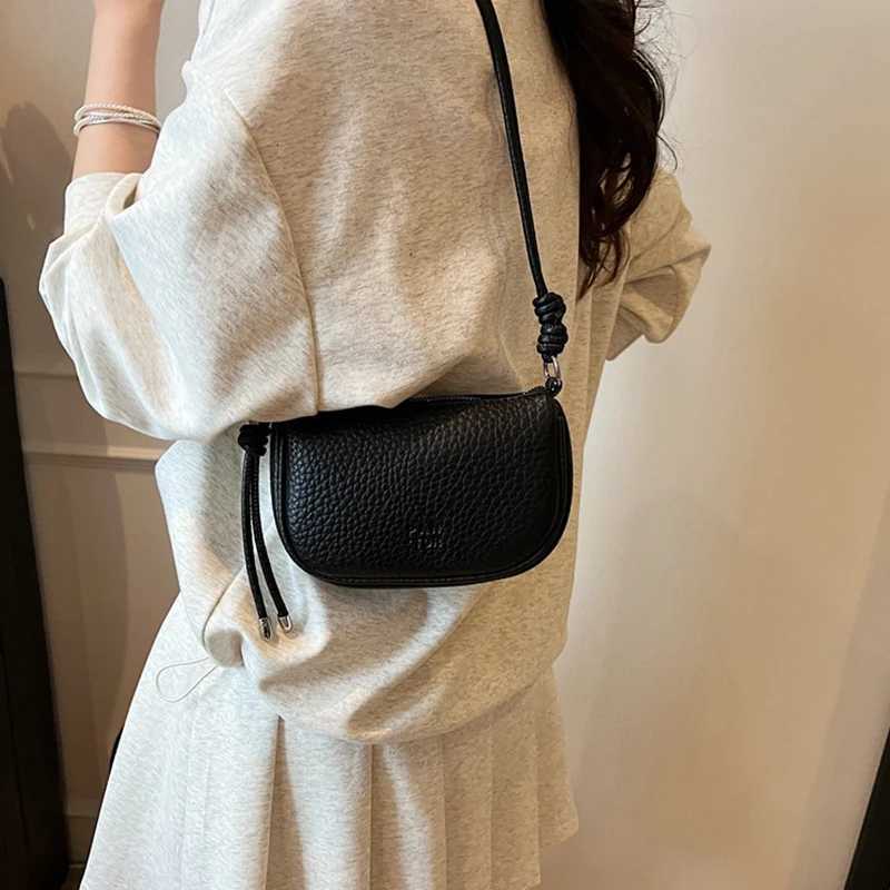 Ultra-Soft Commuter Saddlebag Womens Faionable Casual Crossbody Phone Bag Solid Colo Versatile Pu Leather Shoulder Handbag Y250819